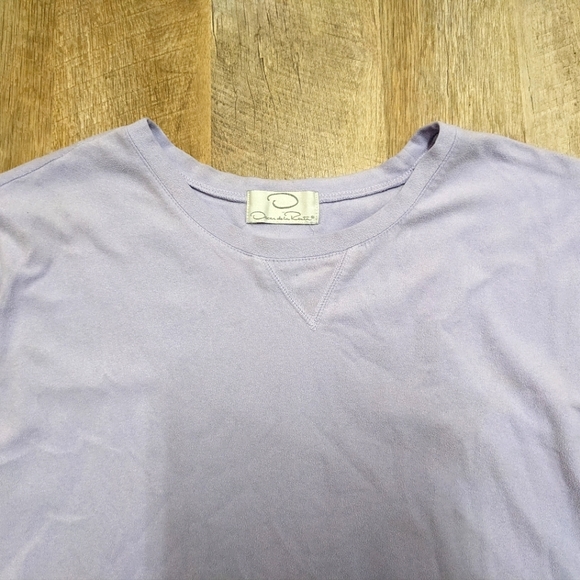 Oscar de la Renta Lavender Sweatshirt - Picture 2 of 9